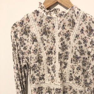 Long sleeve floral top